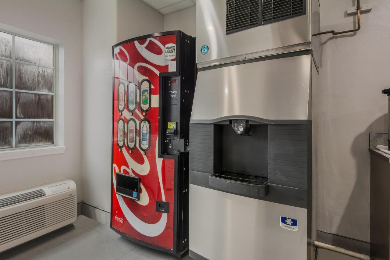 Americas Best Value Inn And Suites Lake Charles Eksteriør billede